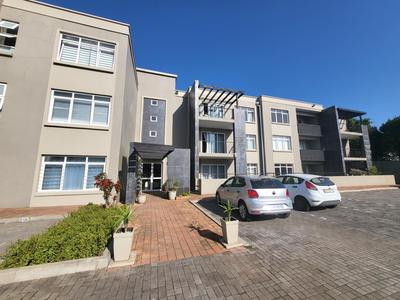 Apartment / Flat For Sale in St Georges Park, Port Elizabeth