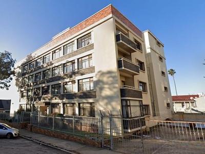 Apartment / Flat For Sale in Port Elizabeth, Port Elizabeth