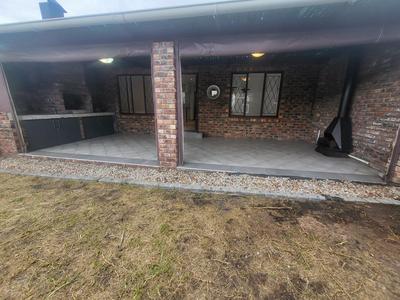 Townhouse For Sale in Lorraine, Port Elizabeth