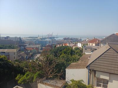Apartment / Flat For Sale in Port Elizabeth Central, Port Elizabeth